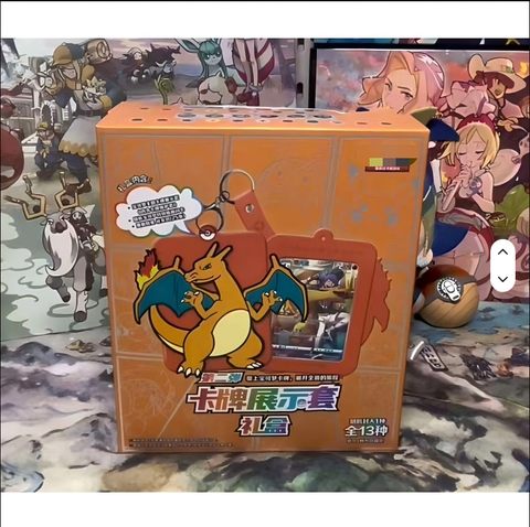 TCG Simplified Chinese Charizard Card Display